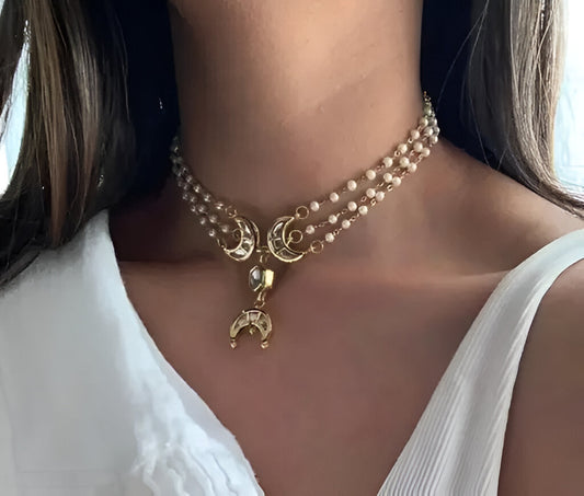 🌙✨ Royal Moonlight Bridal Pearl Necklace 💫